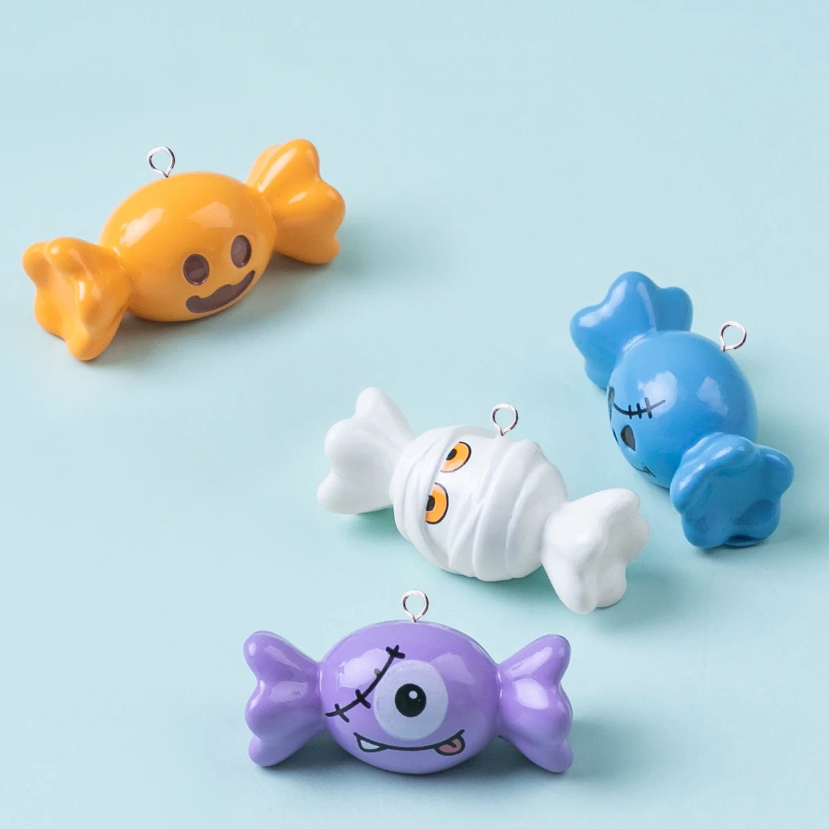 10個入り ヨーロッパ風 ハロウィンキャンディ レジンチャー - Resin Craft Projects のレビューと価格