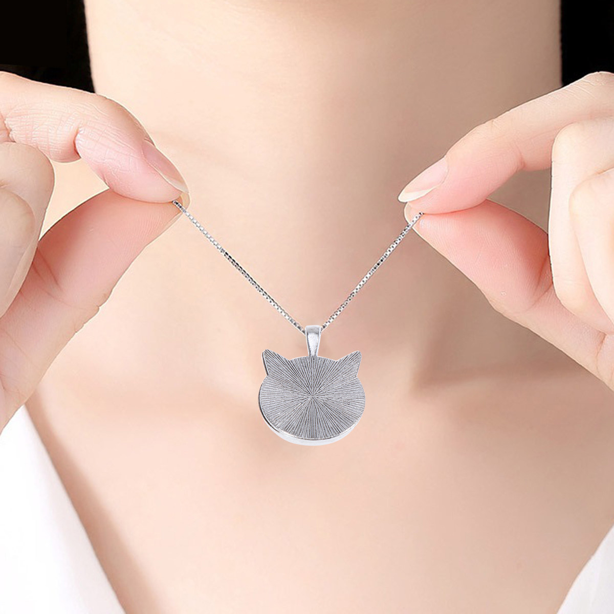 10 個猫耳ベゼルペンダントトレイラウンド 25 ミリメート - Resin Jewelry Kit のレビューと価格